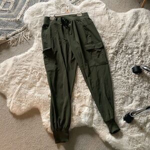 COZY DARK GREEN TARGET JOGGERS